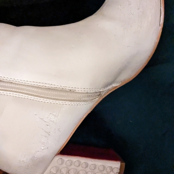 Christian Louboutin white ankle boots - Picture 4 of 9